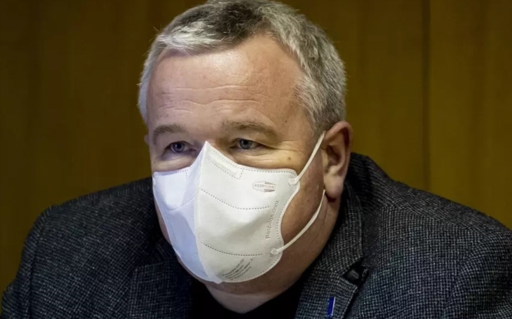 Novinky.cz: Někteří lék na covid nechtějí, říká šéf sdružení praktických lékař