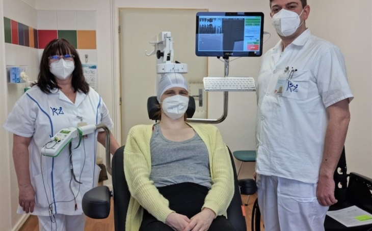 ÚSTECKÝ KRAJ: Neurostimulační centrum Psychiatrického oddělení Nemocnice Most poskytuje pacientům repetitivní transkraniální magnetickou stimulaci