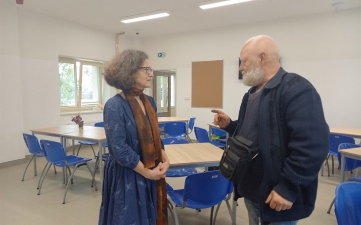Hlavní město a Armáda spásy úspěšně pokračují v decentralizaci velkých zařízení pro lidi bez domova